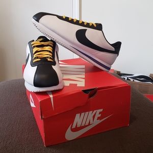 Nike Cortez